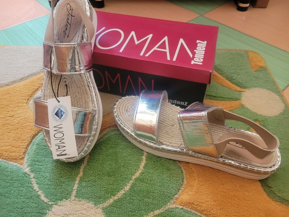 Дамски сандали Тенденз
