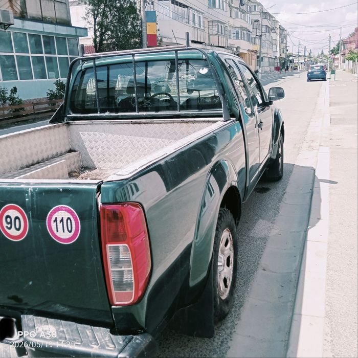Nissan navara D40