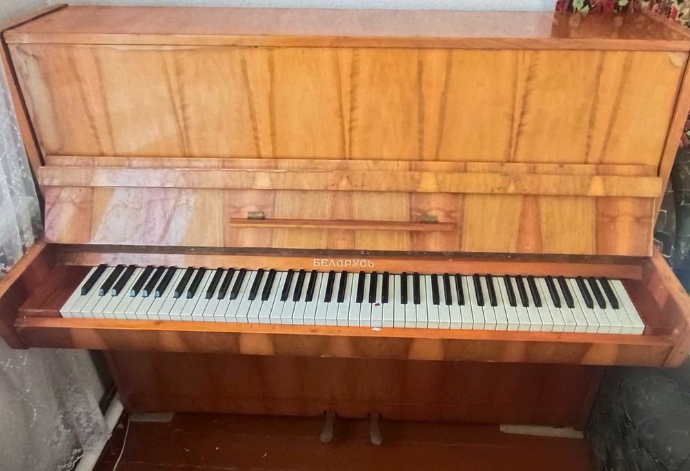 Продам пианино "Беларусь"