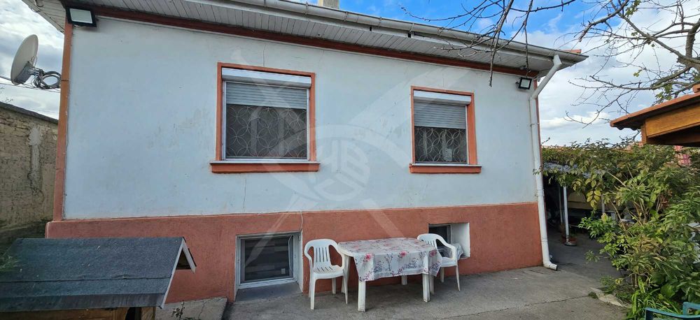 Продава се Къща в с. Долна махала, Област Пловдив - 120 кв.м за 642 €/кв.м - Снимка #1