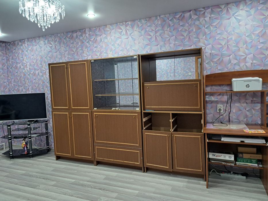 Стенка гостиная б/у