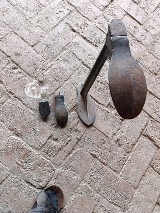 Сапожнек лапка.этикдуз ускунаси