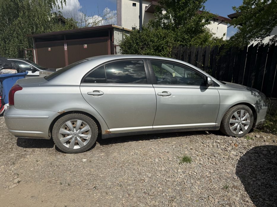 Toyota avensis 2008 | 1.8 gpl - Foarte Economa
