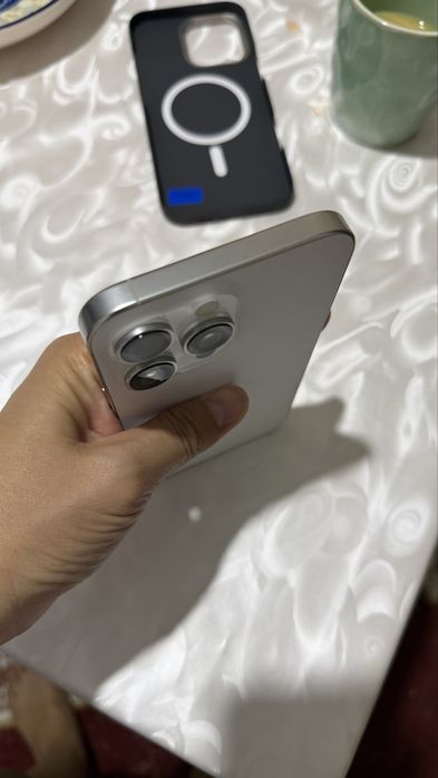 Iphone 16 pro max белый