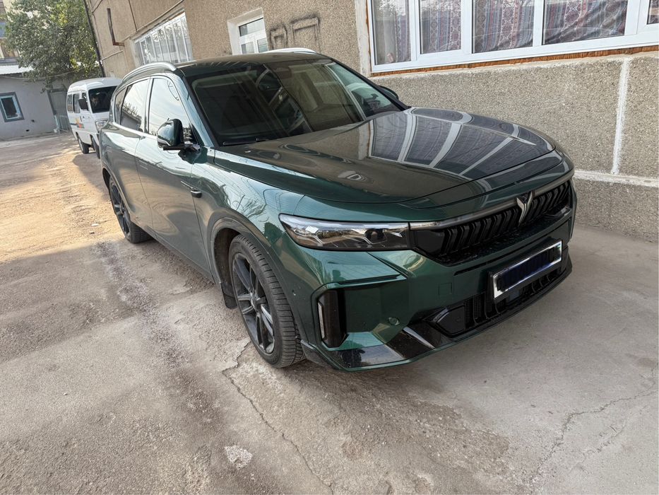 Voyah Free Oppolo Tech Full 2024 Hybrid sotiladi!