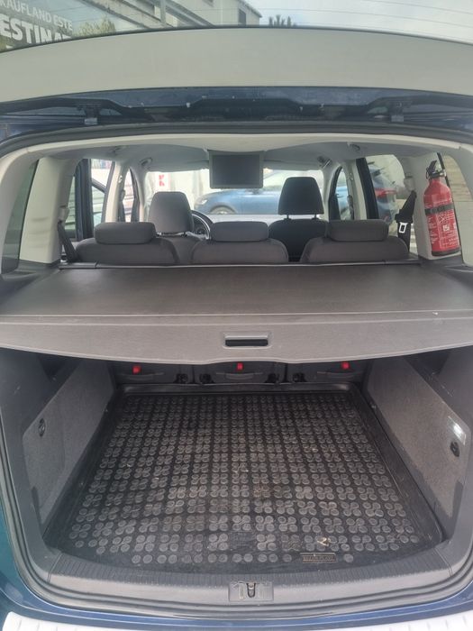 Volkswagen Touran 1.6 d dsg