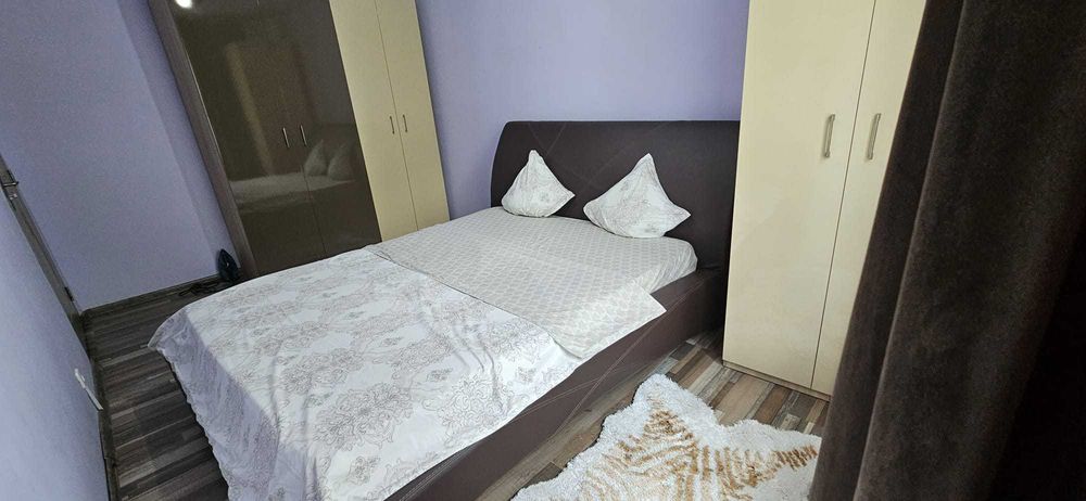 De vanzare apartament cu 3 camere direct de la proprietar