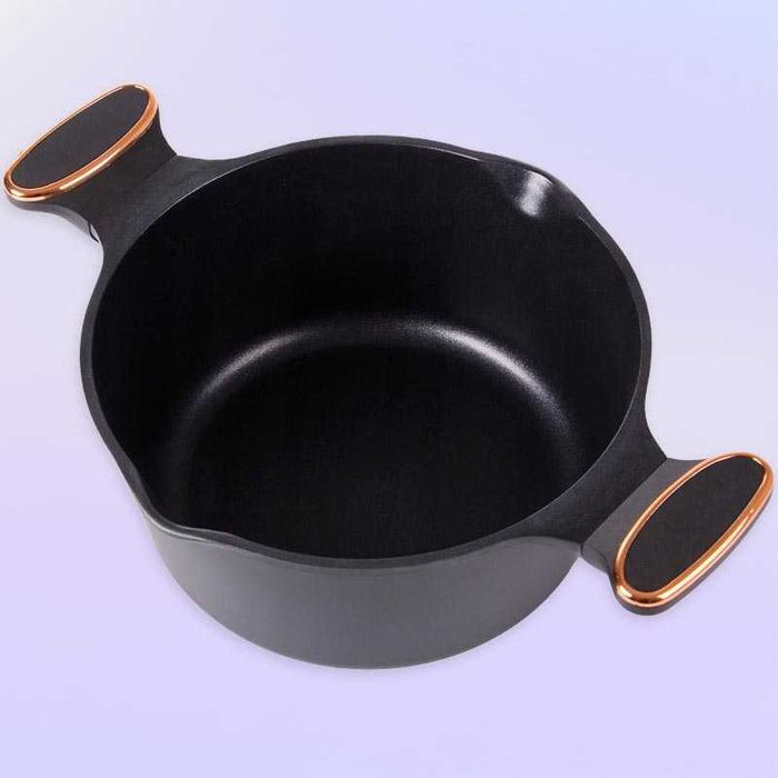 Голяма тенджера с капак 30.5 см подходяща за всички видове котлони