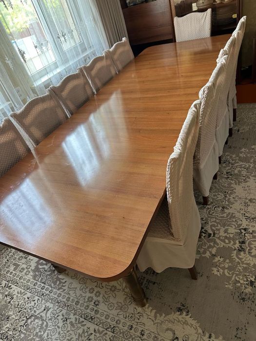 Овальный стол со стульями 12 шт