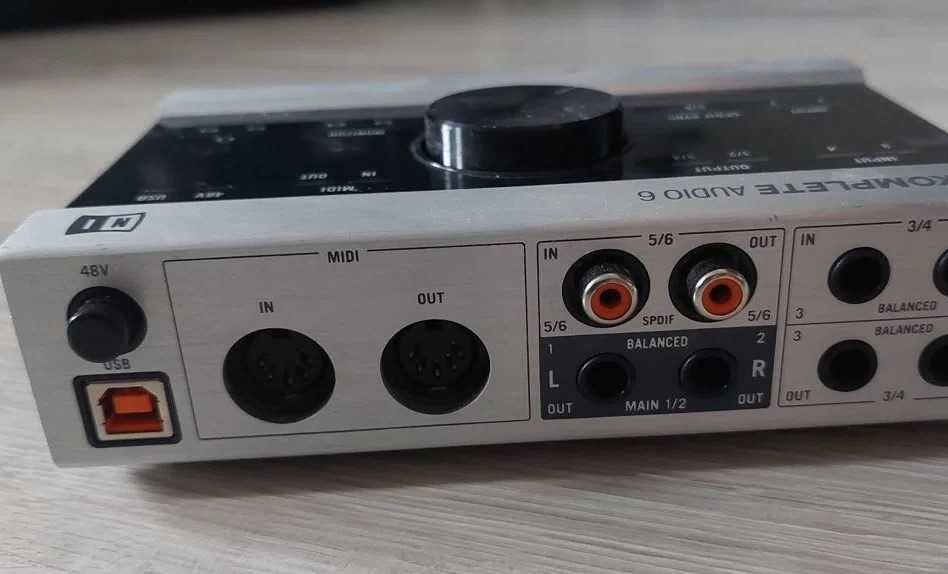 Звуковая карта! Native instruments komplete audio 6