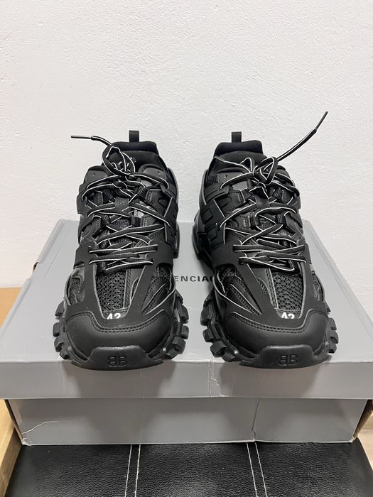 Balenciaga Track Black