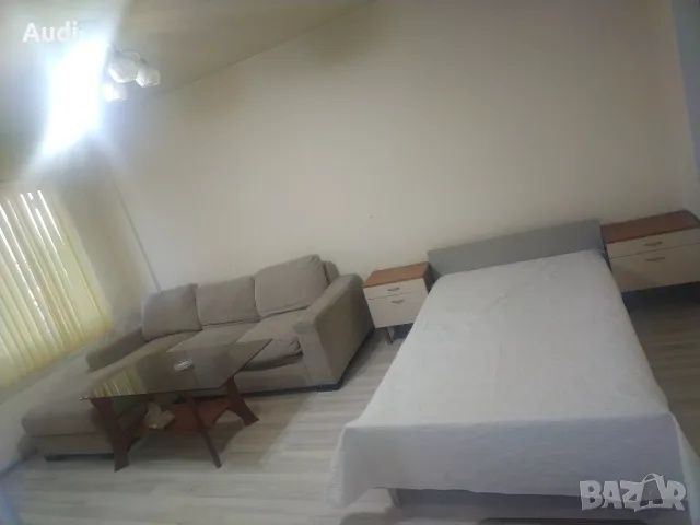 Собственик дава под наем обзаведена гарсионера кв. Владиславово бл. 33 ет. 9 последен етаж БЕЗ АСАНСЬОР