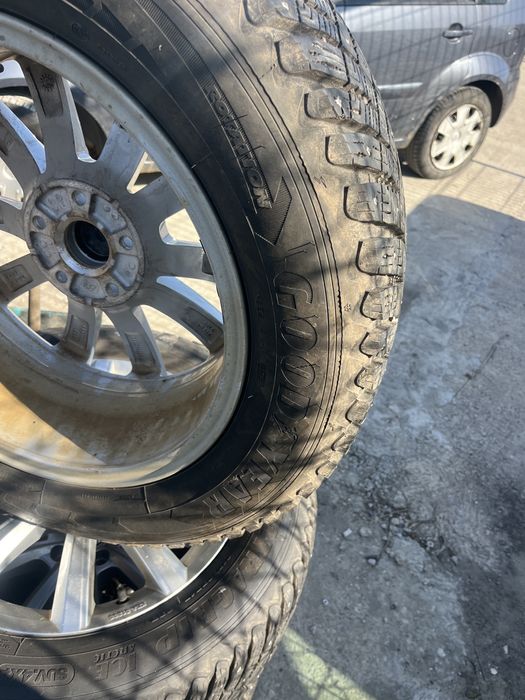 Гуми 215 65 17 Good Year