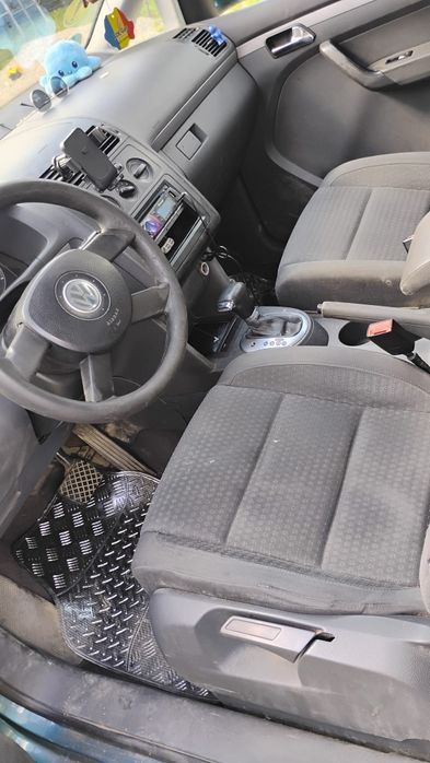 Vând Volskwagen Touran 1.9 TDI