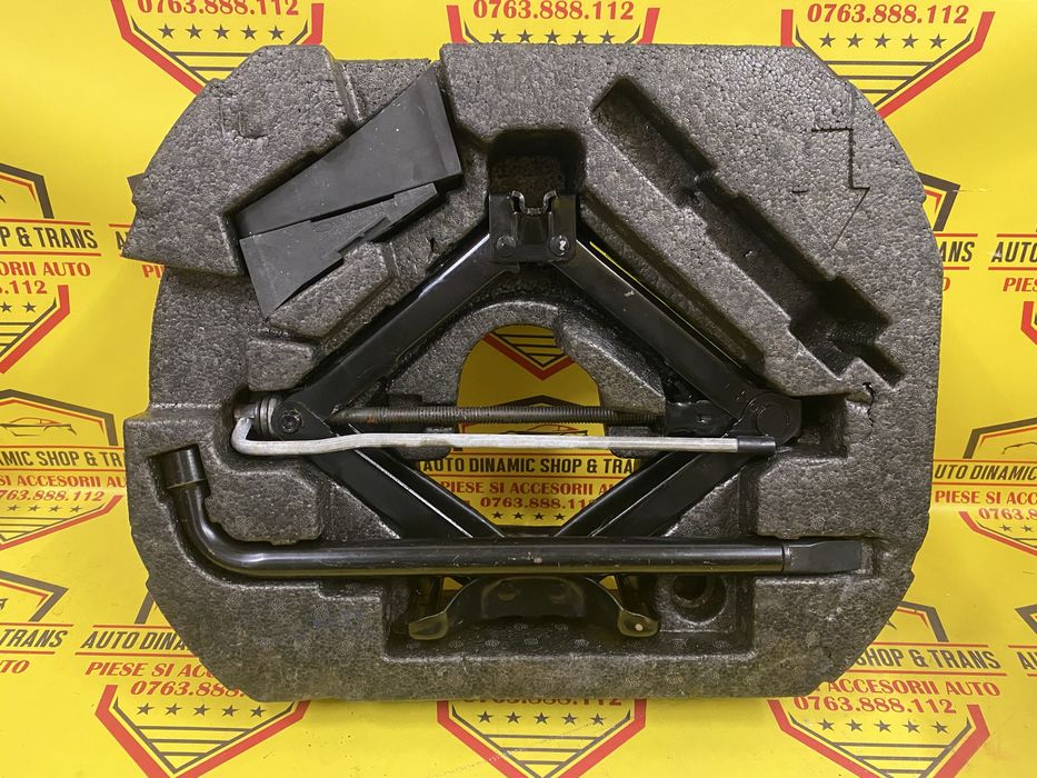 Cric auto + cheie prezoane OEM Original Jaguar XF X250 3.0d 2008 -2015