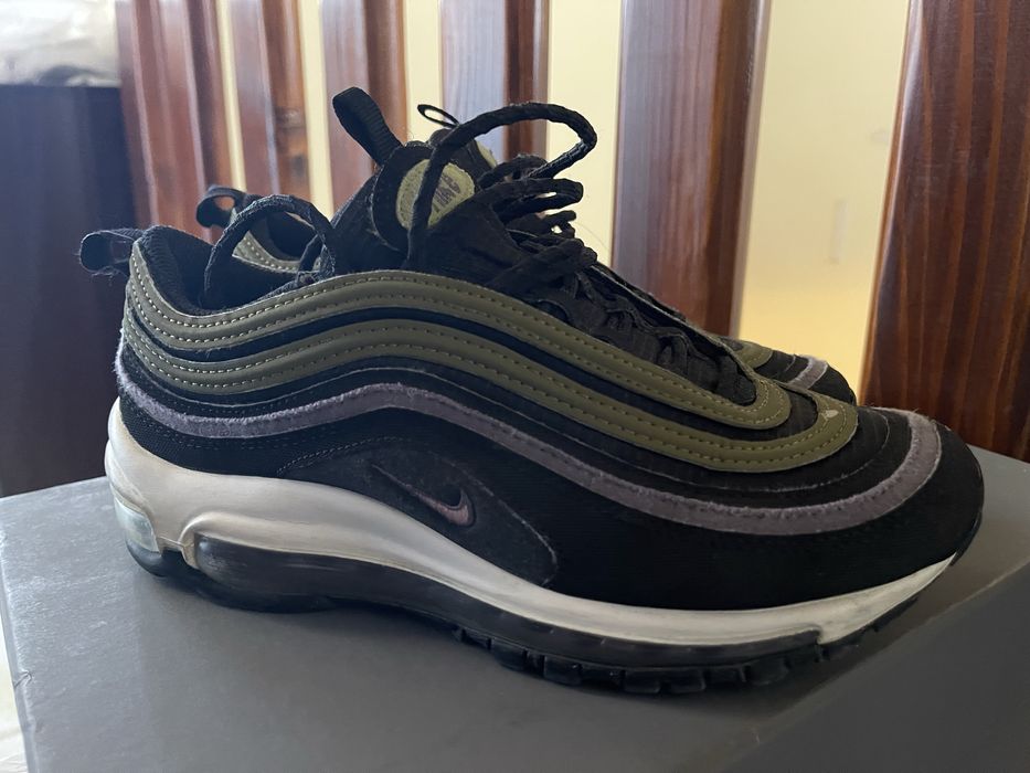 Маратонки Найк и Адидас