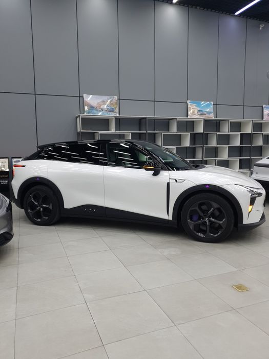 Geely Jiyue Robo 01 P. 2024 elektro 4x4.