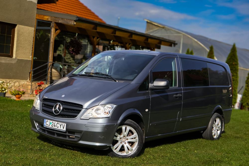 Vând Vito 2014 IMPECABILA  luna 8  6 locuri cutie Automata