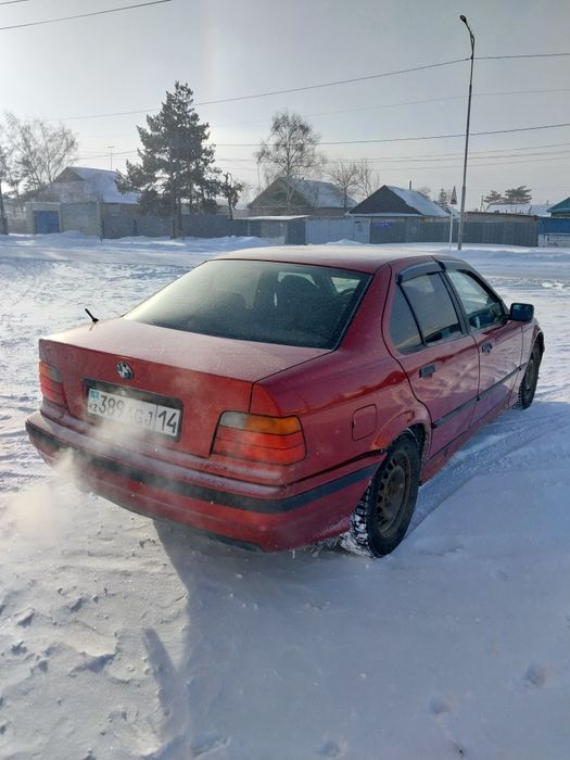 Продам бмв е36 1992