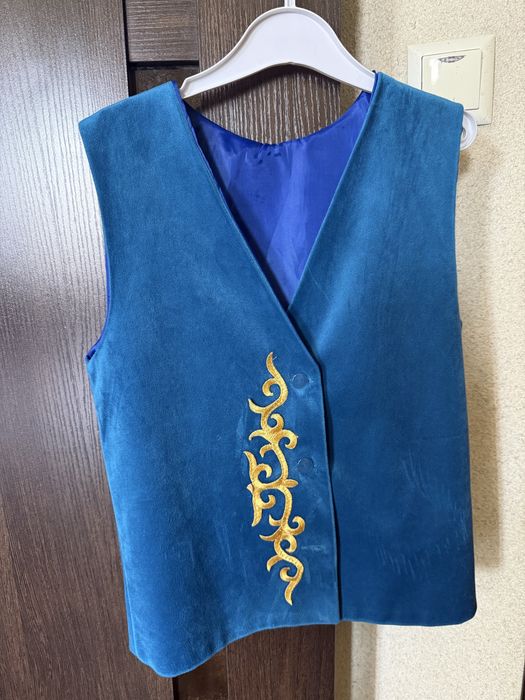 Продам жилет казахские .