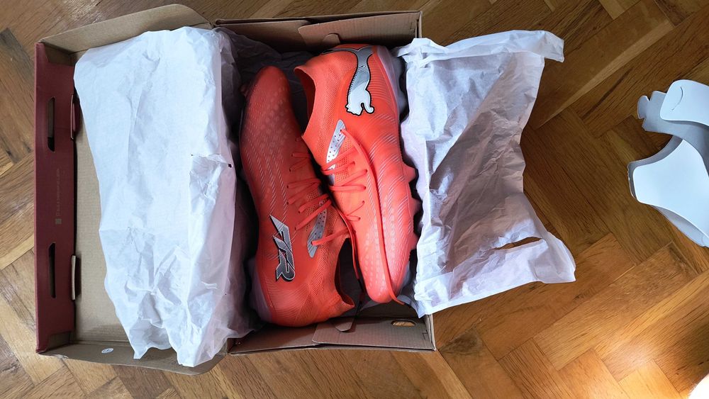 Футболни бутонки PUMA FUTURE 9 PRO FG/AG