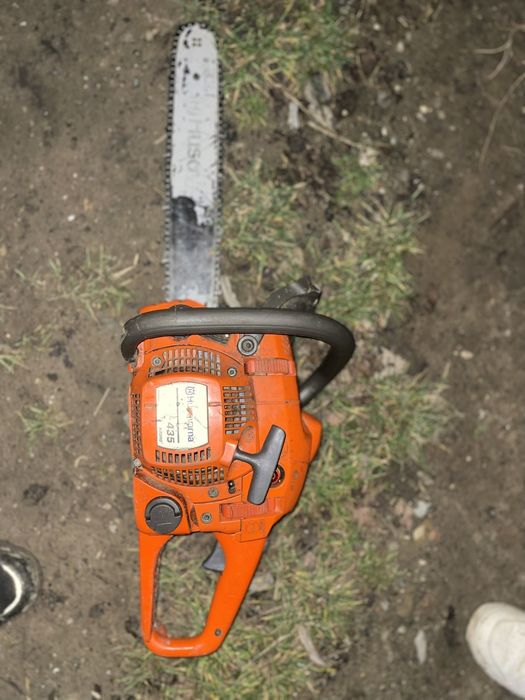 Drujba Husqvarna de vânzare mai multe detalii in privat