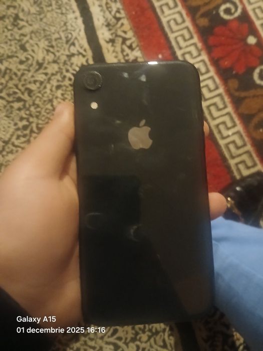 Iphone XR 256GB baterie 100%