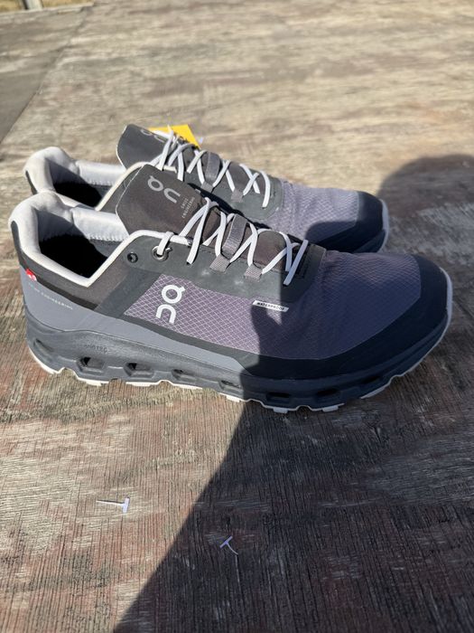Pantofi de Alergare Trail On Running Cloudvista Waterproof – Gri/Negru