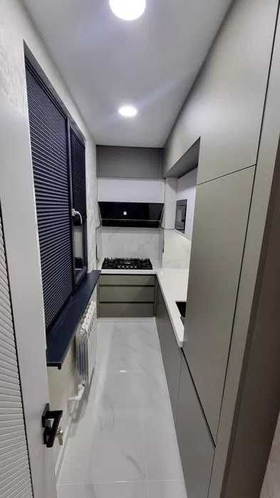 Срочно сдам 2/2/4 кв на Максим Горьком ор КФС H5