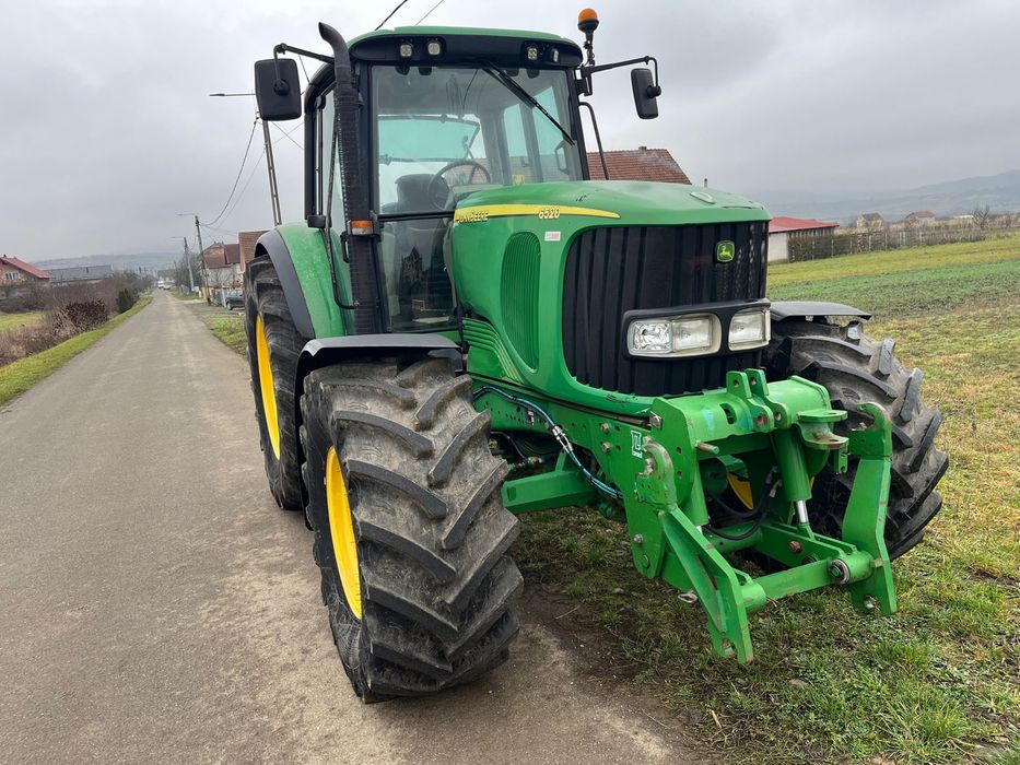 Tractor john deere 6520