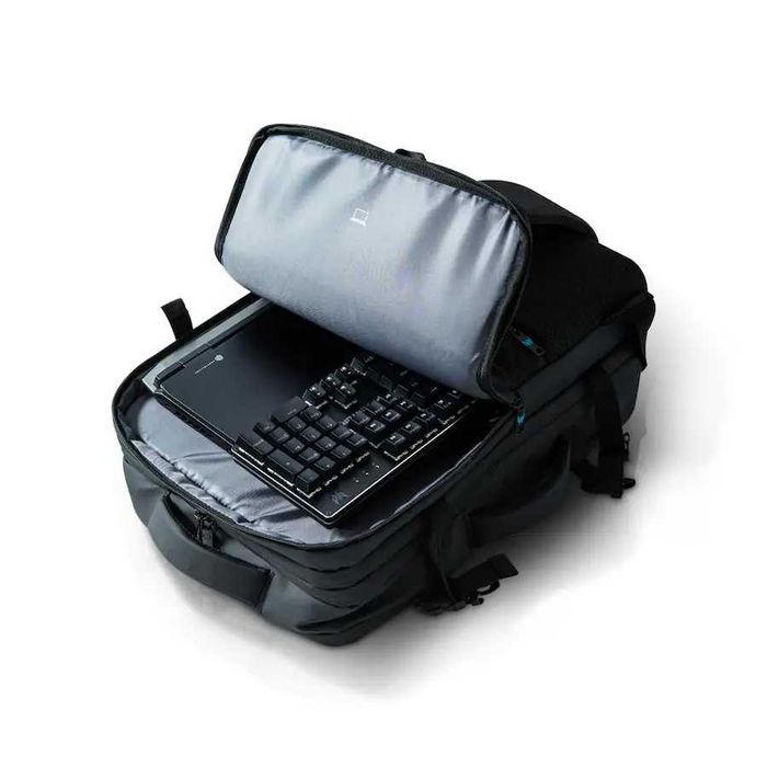 Ghiozdan Acer Predator Robust 18-inch Backpack 30-Litri NOU 180$ Firma