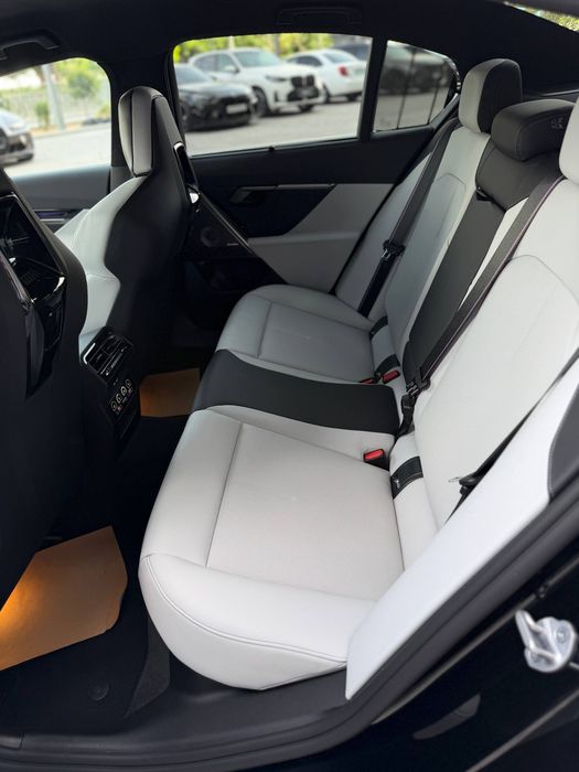 Продам BMW M5 G90