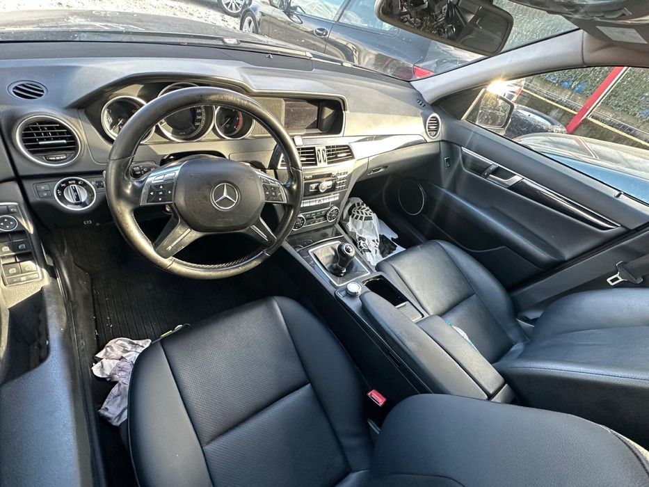 Mercedes C200-FACELIFT -2013 -НА ЧАСТИ