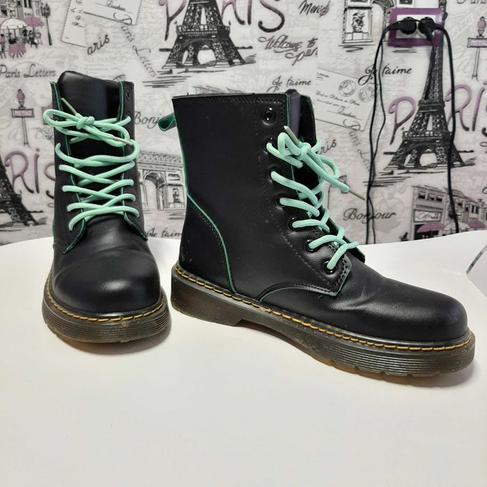 Топли Боти Tendenz с тюркоазени връзки