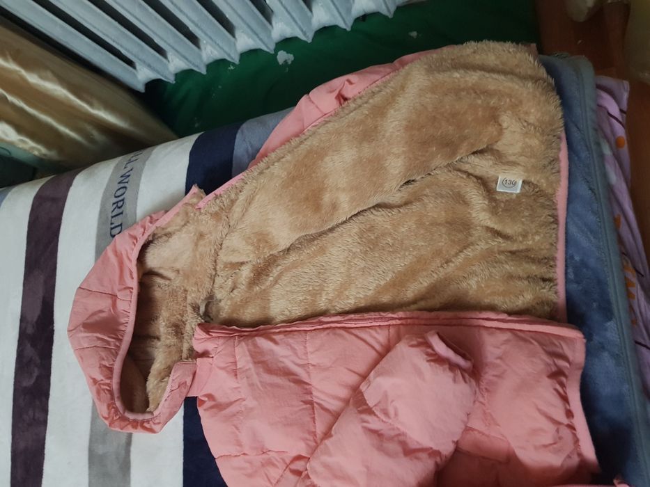 Детские куртки для девочек 4-5 лет