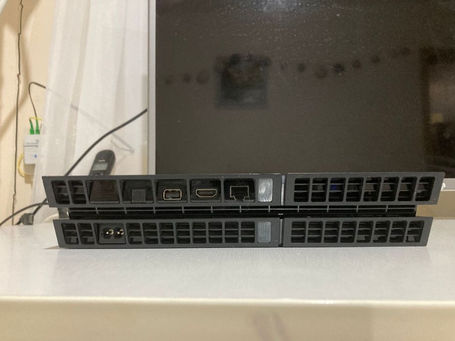 Vanzare PlayStation 4