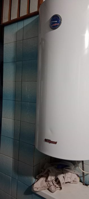 Продам бойлер электрический