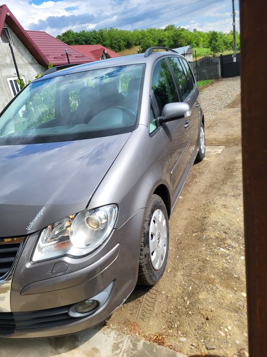 VOLKSWAGEN Touran 2009 — imagine 4