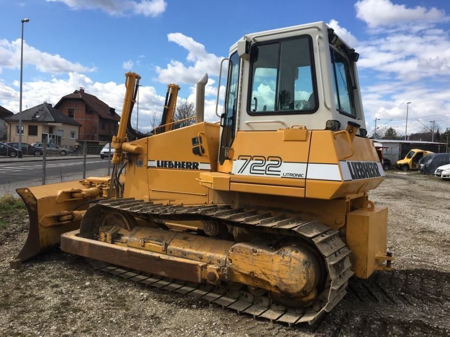 Dezmembrez buldozer Liebherr PR722, PR712, PR732, PR742 – piese utilaj
