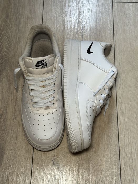 Adidasi Air Force 1