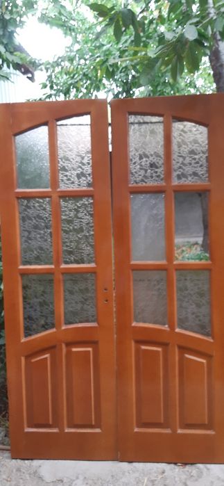 Деревянные двери