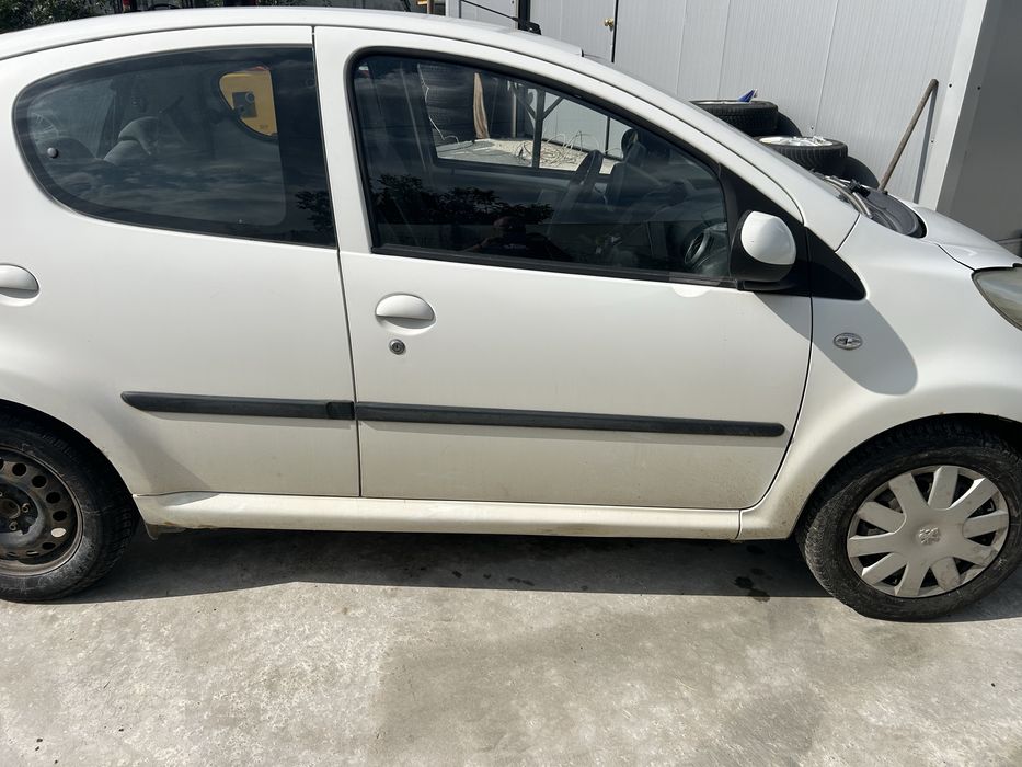 Vand capota motor Peugeot 107 2005-2010