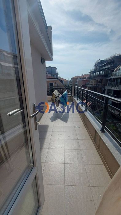 Тристаен апартамент в комплекс Golden Sea View, 96 кв.м., Поморие,