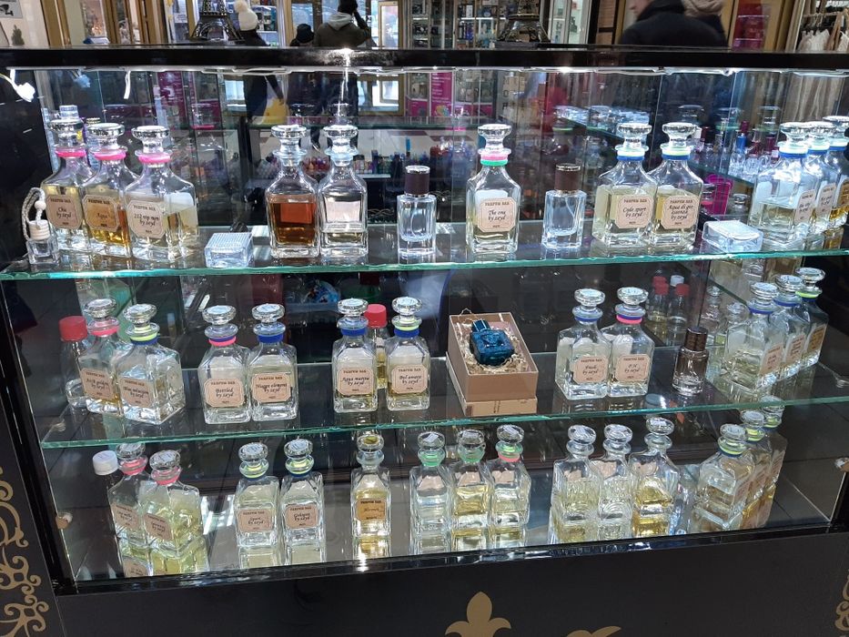 Островок парфюмерии в т.Доме