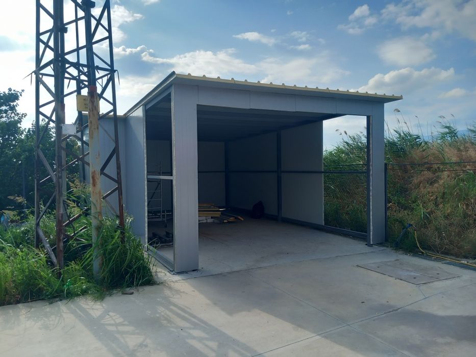 Метални конструкции - халета,навеси,зърнобази и др.