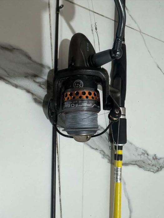 Продам спиннинг в отличном состоянии