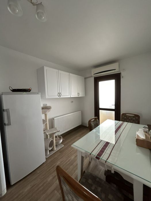 Apartement 2 camere Decomandat Renovat