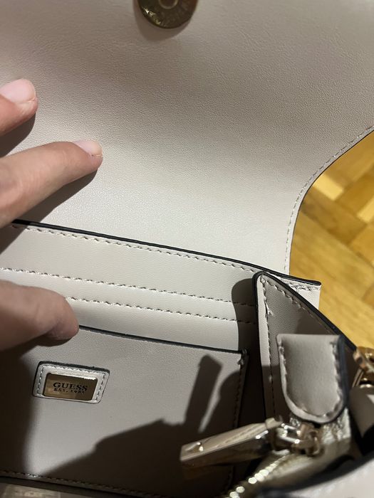 Сет Guess чанта и кецове