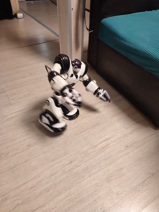 Робот Wow wee с дистанционно