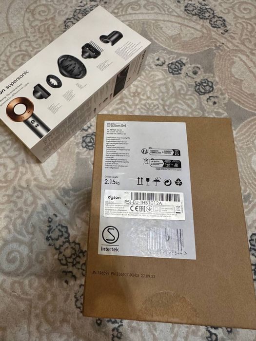 Продам легендарный фен Dyson